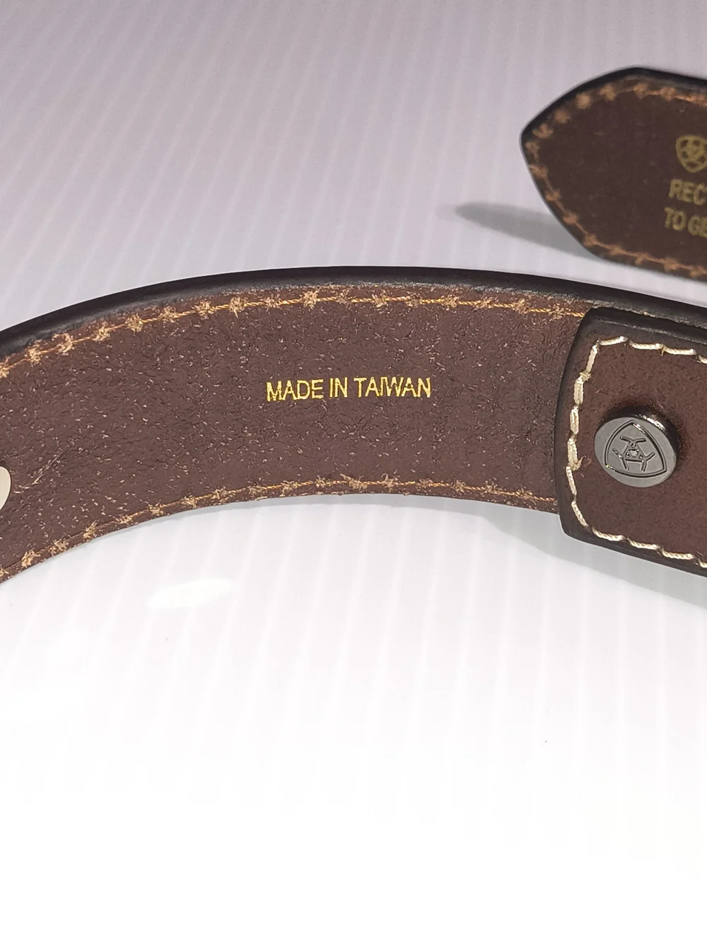 Ariat size 22